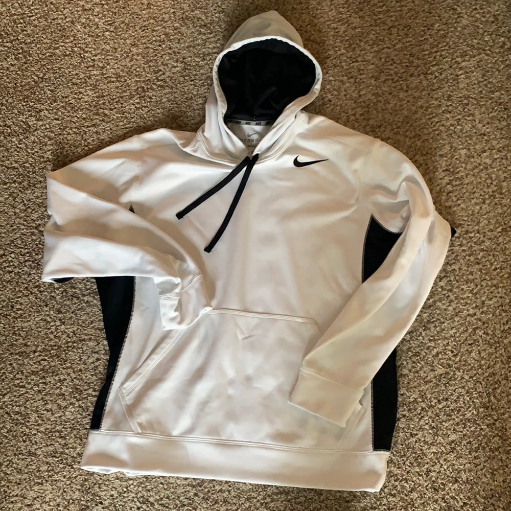 Nike Therma Fit Hoodie